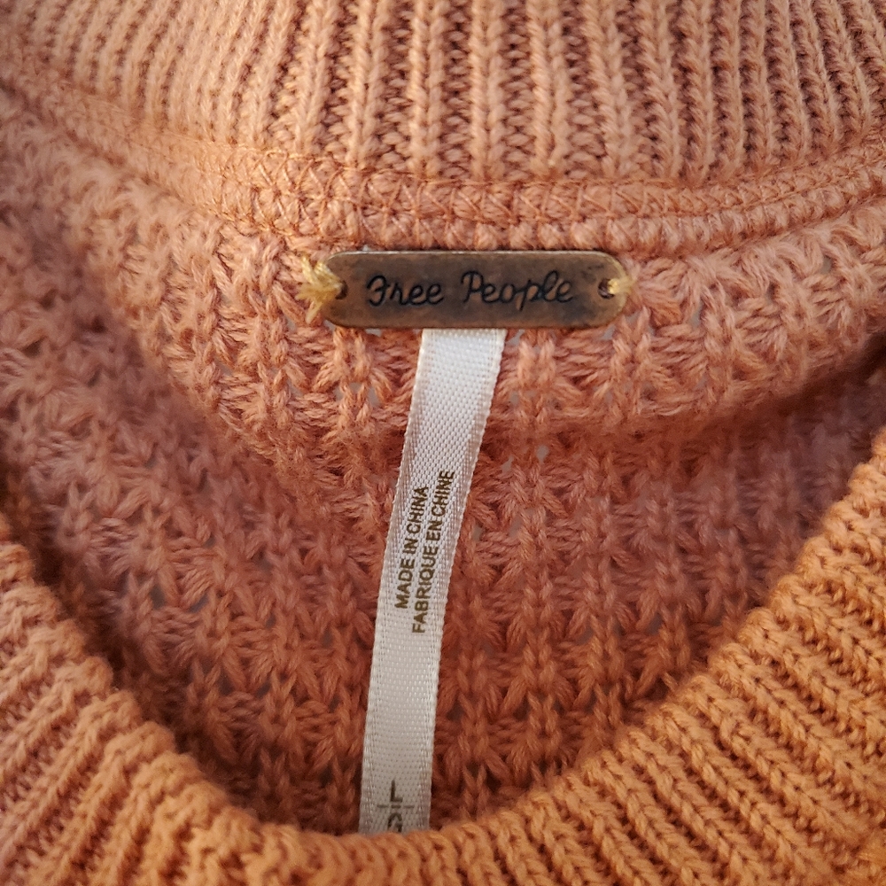 Sweater - Picture 5 of 7